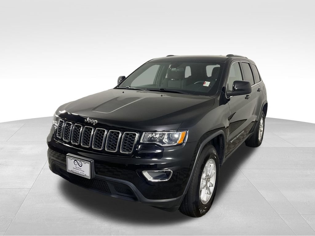 Used 2019 Jeep Grand Cherokee Laredo AWD/4WD image 4