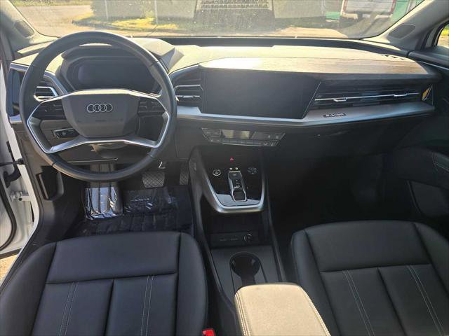 Used 2024 Audi Q4 e-tron Premium image 22