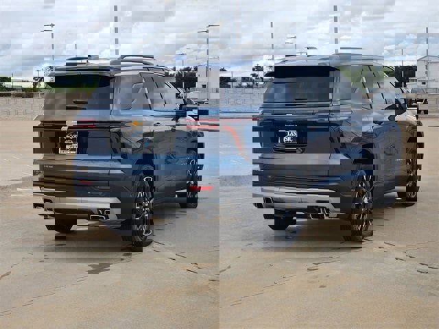 New 2025 Chevrolet Traverse LT w/ Enhanced Driving Package image 6