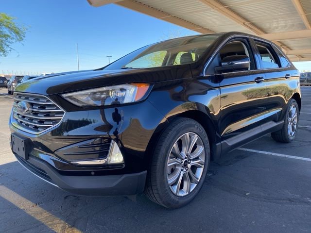 Used 2024 Ford Edge Titanium image 1