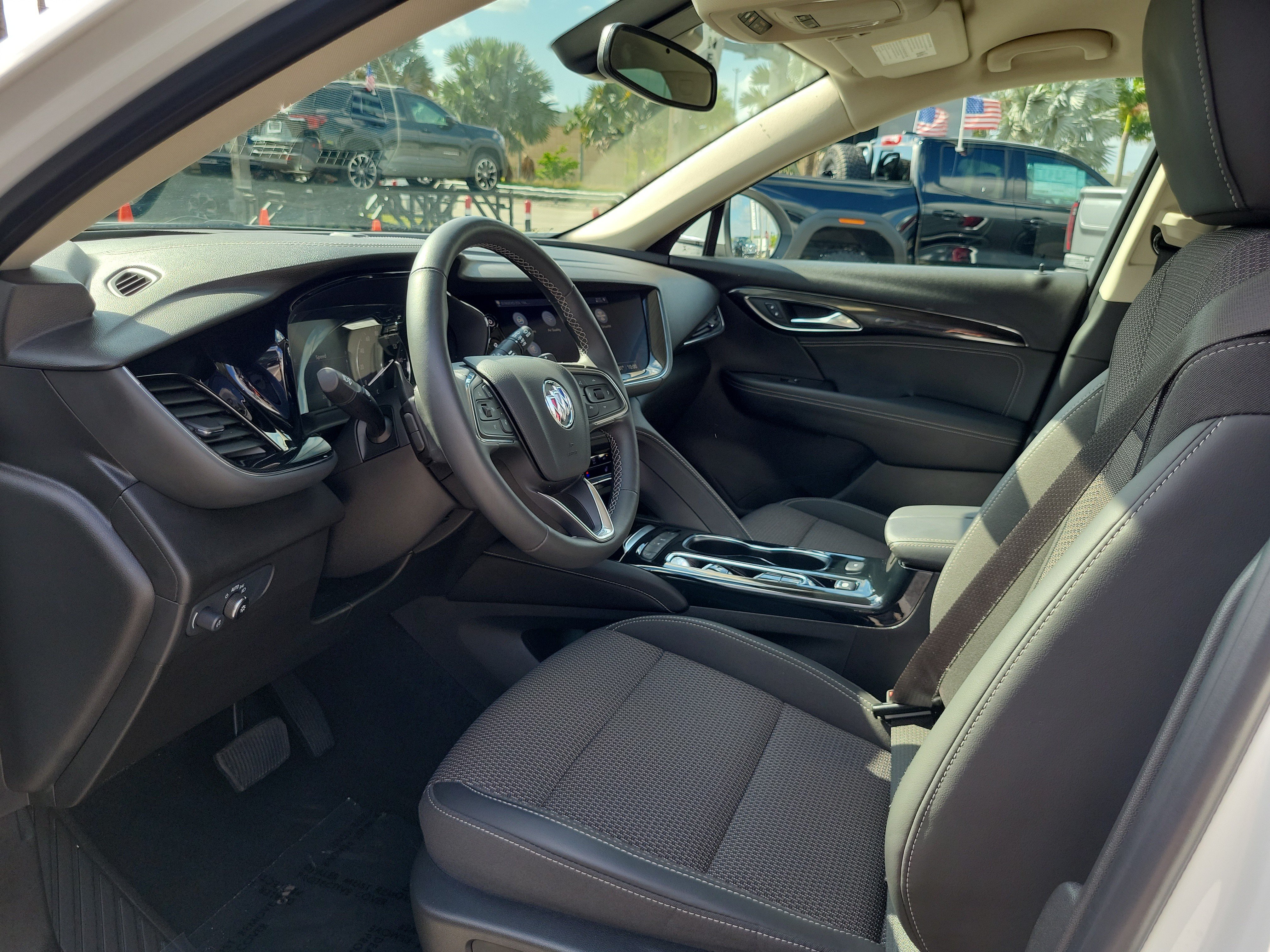 Used 2022 Buick Envision Preferred FWD image 9
