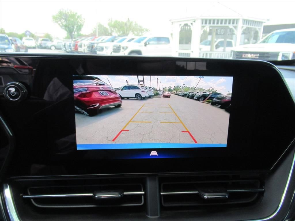 Used 2025 Chevrolet Trax RS image 23