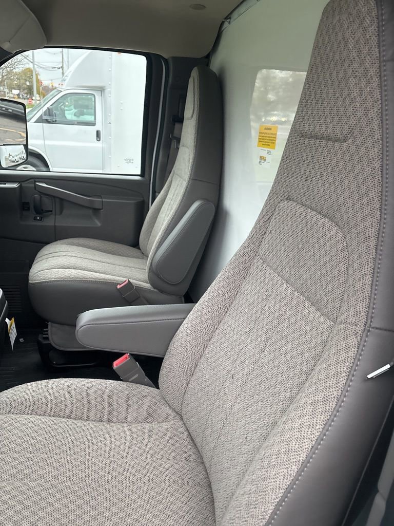New 2025 Chevrolet Express 3500 w/ Power Convenience Package RWD image 47