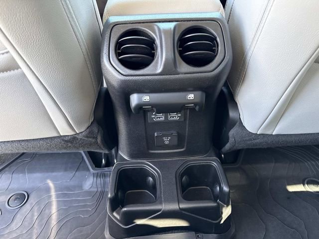 Used 2023 Jeep Gladiator Overland image 31