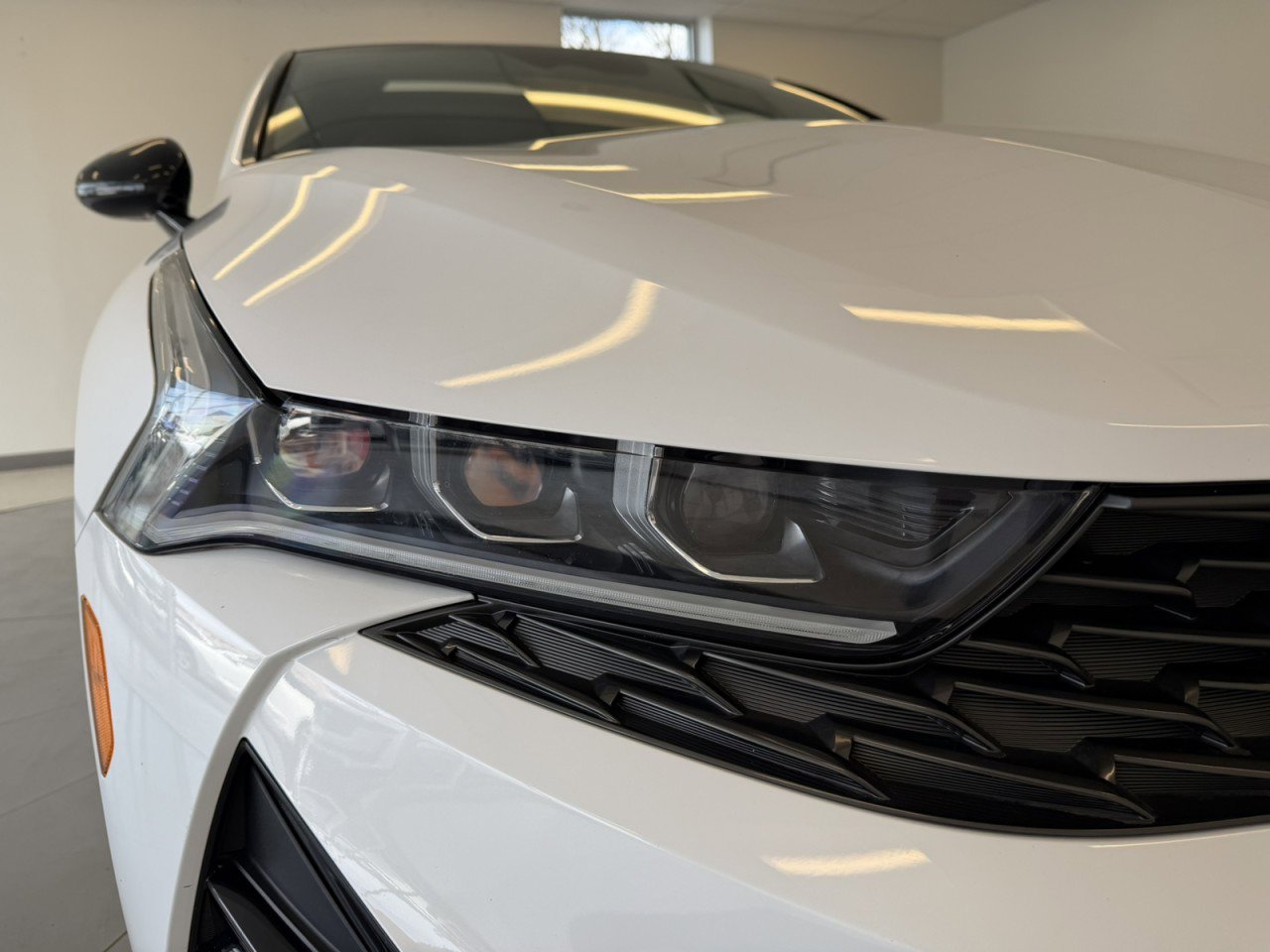 Used 2023 Kia K5 GT-Line image 38