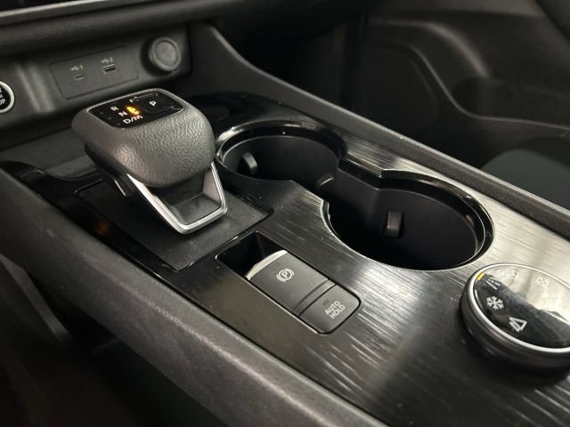 Used 2023 Nissan Rogue S AWD/4WD image 15
