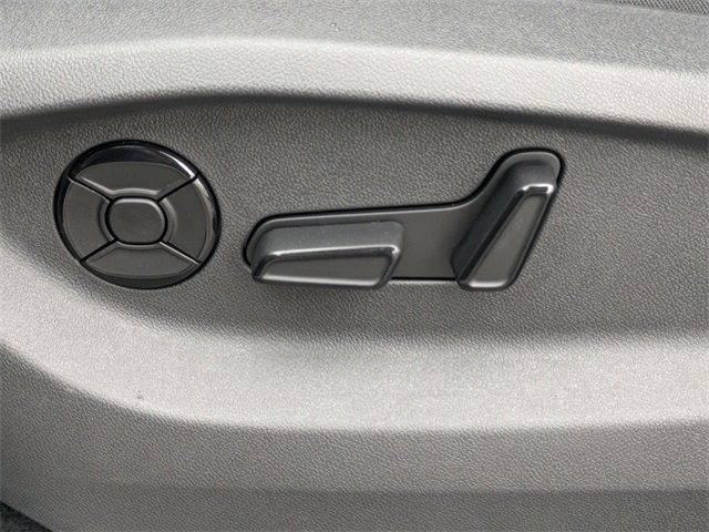 New 2026 Volkswagen Tiguan SE image 23