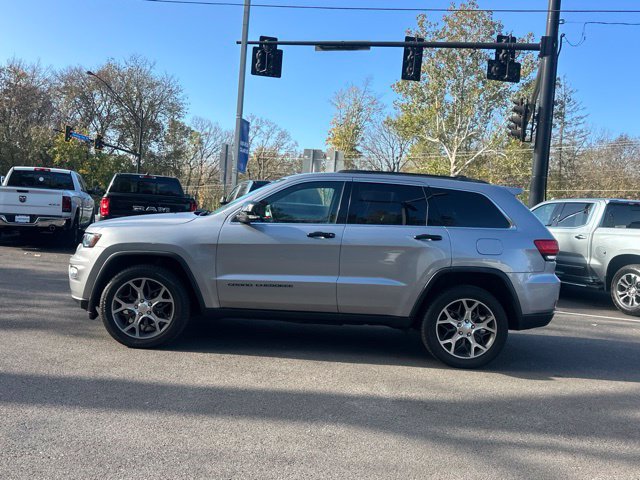 Used 2019 Jeep Grand Cherokee Limited w/ Luxury Group II AWD/4WD image 23