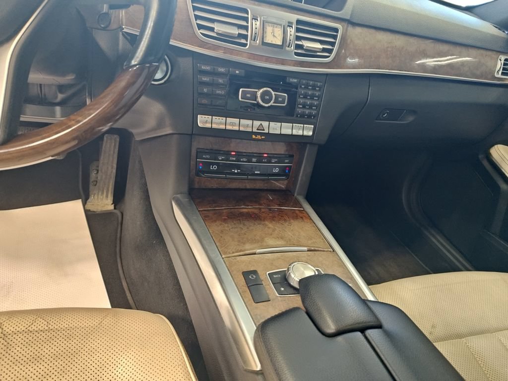 Used 2014 Mercedes-Benz E 350 Sedan image 11
