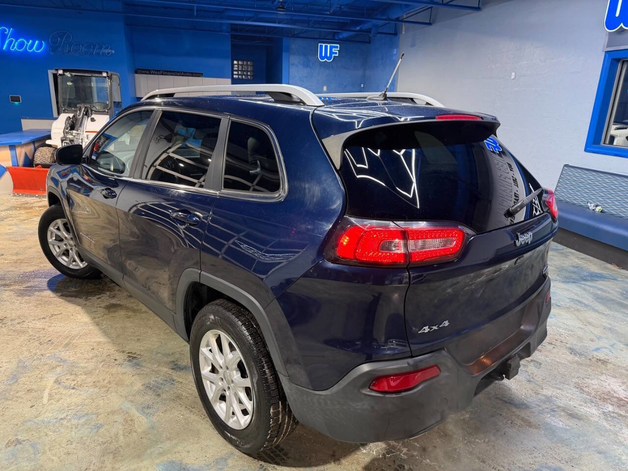 Used 2014 Jeep Cherokee Latitude w/ Comfort/Convenience Group image 3