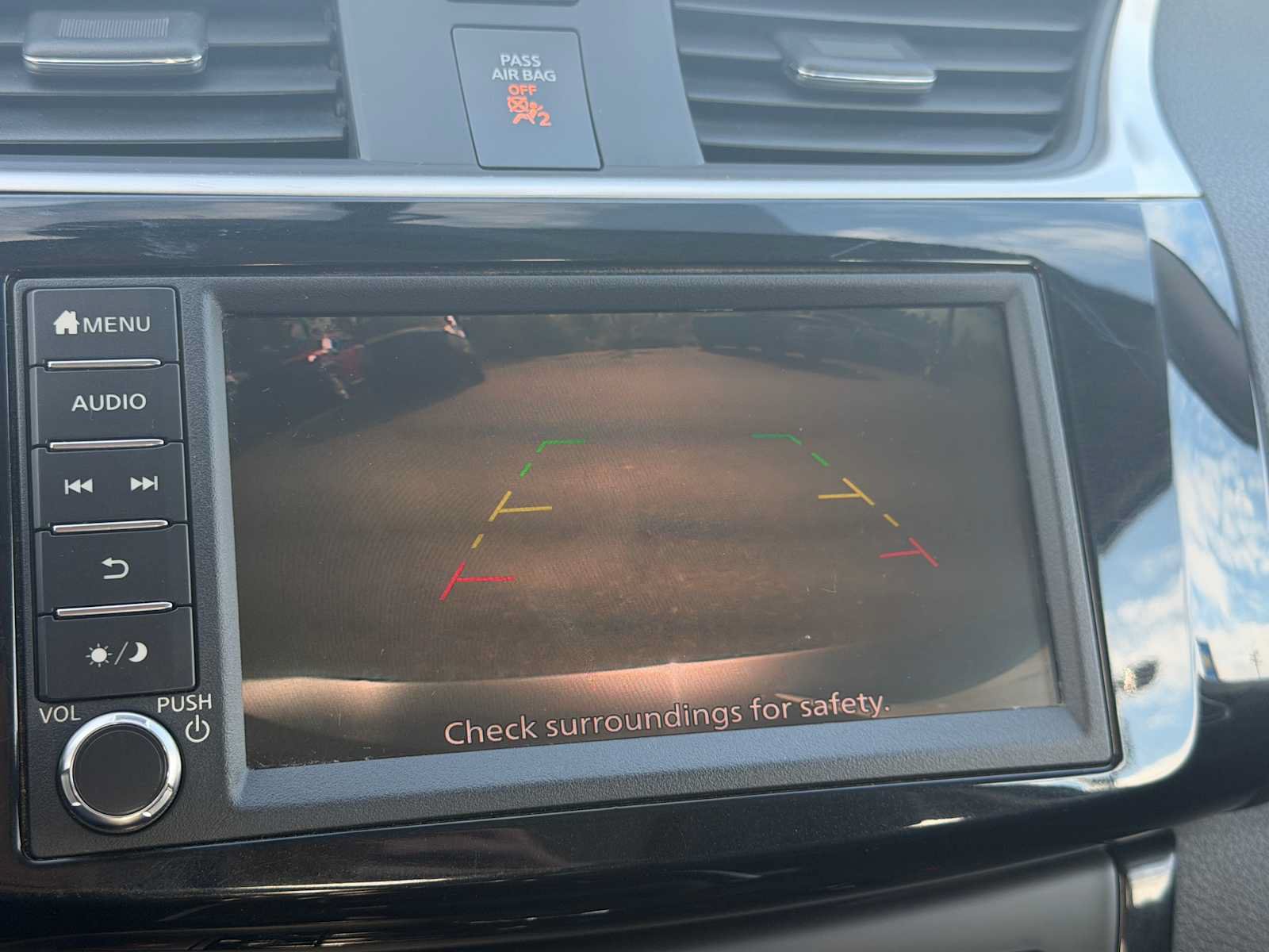 Used 2019 Nissan Sentra SL FWD image 2