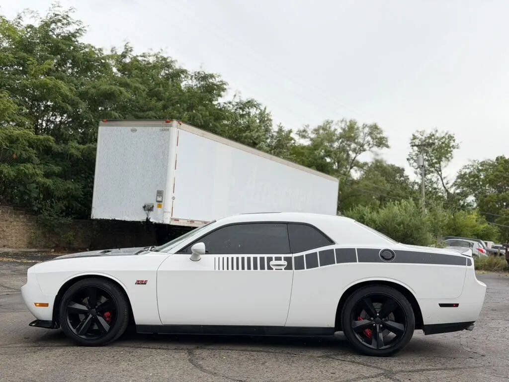 Used 2012 Dodge Challenger SRT8 RWD image 5
