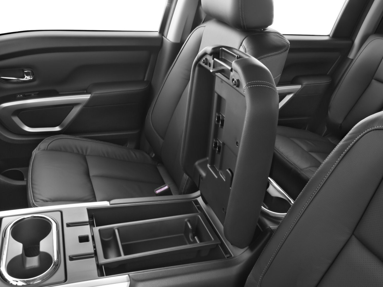 Used 2016 Nissan Titan SL AWD/4WD image 47