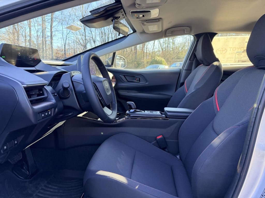 New 2026 Toyota Prius Plug-In Hybrid FWD image 18