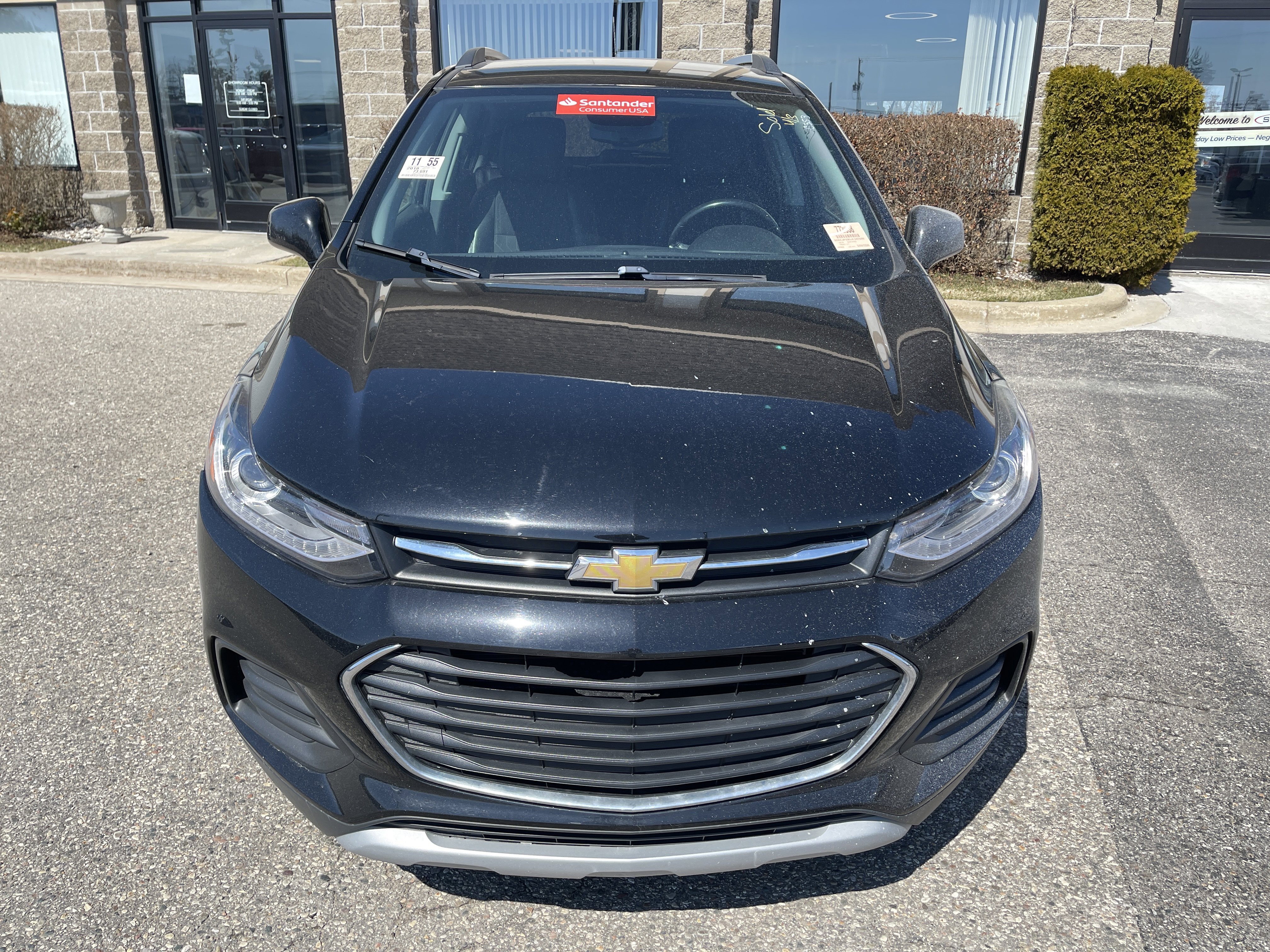 Used 2018 Chevrolet Trax LT w/ LT Convenience Package image 9