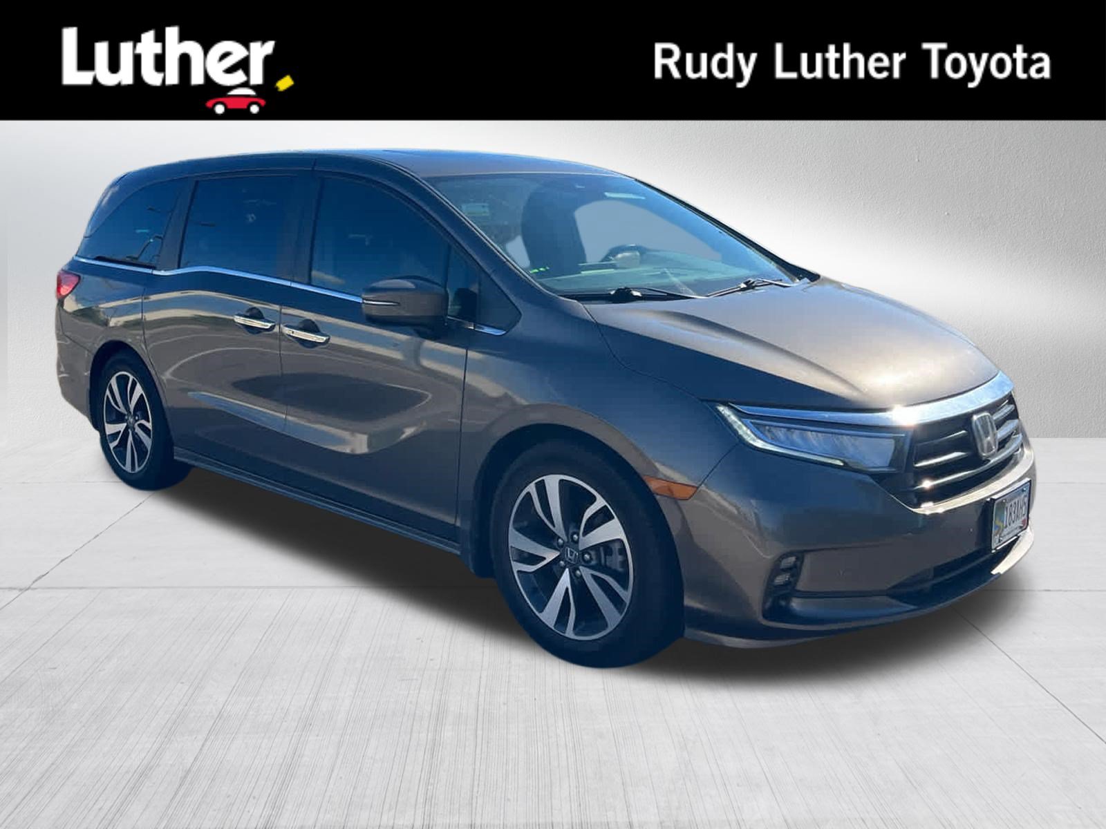 Used 2022 Honda Odyssey Touring image 1