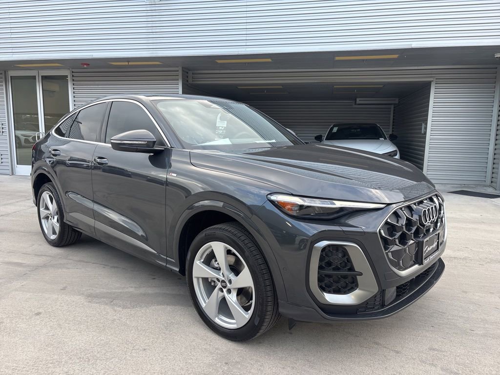 New 2026 Audi Q5 Premium Plus AWD/4WD image 3