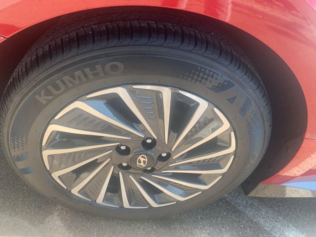 Certified 2025 Hyundai Sonata SEL image 35