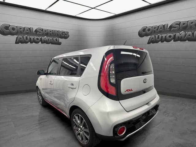 Used 2018 Kia Soul ! w/ Tech Package FWD image 3