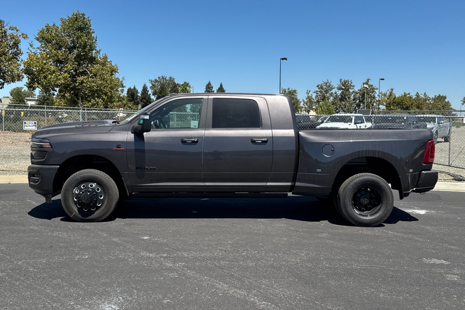 New 2026 RAM 3500 Laramie AWD/4WD image 6