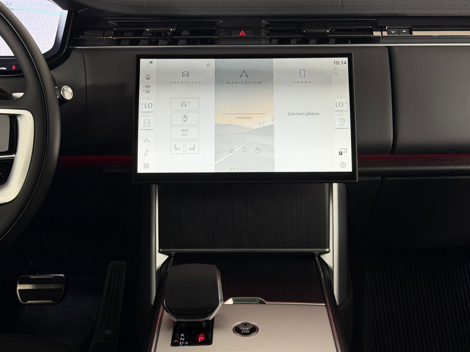 New 2026 Land Rover Range Rover Long Wheelbase SE AWD/4WD image 19