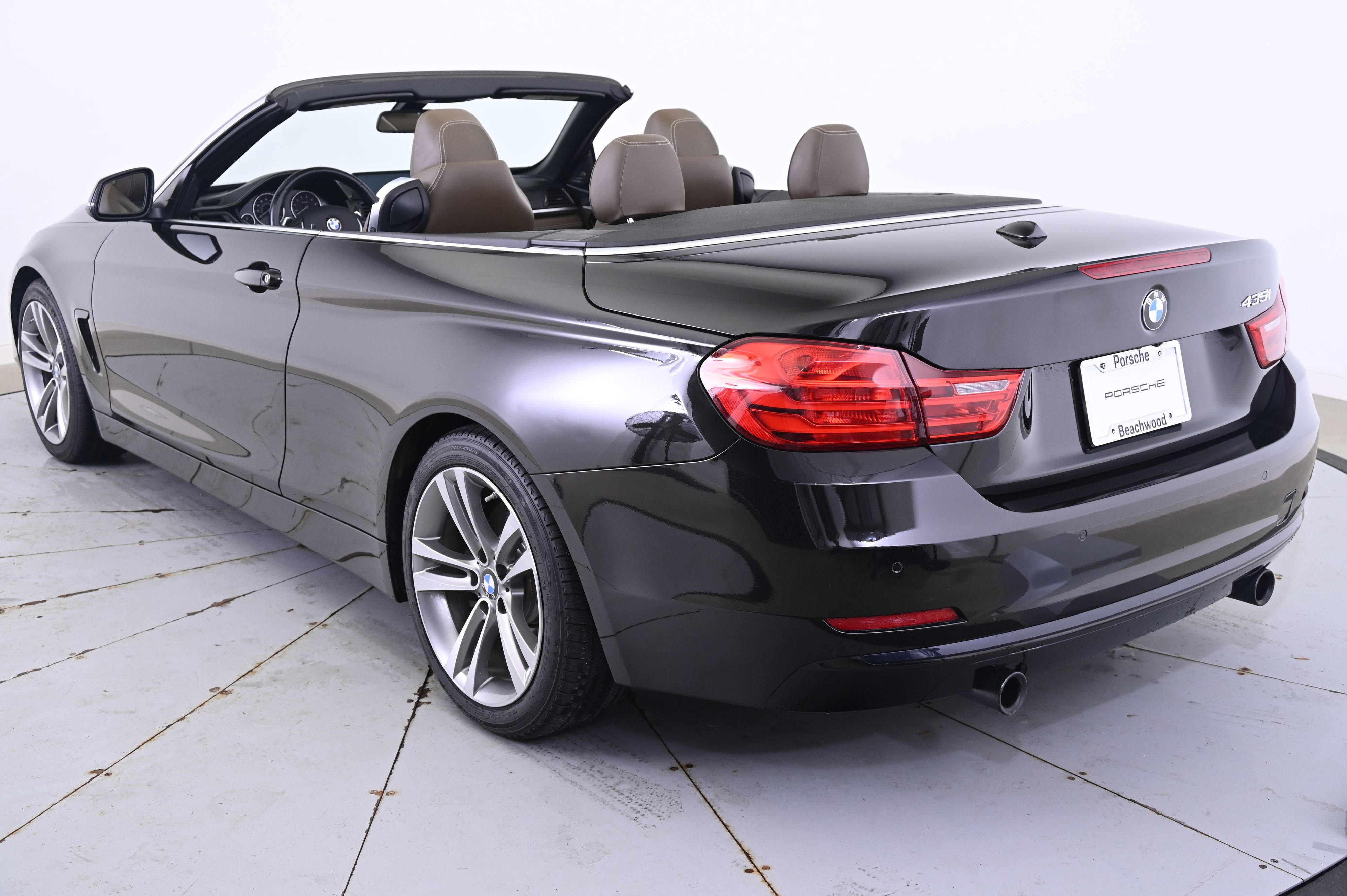 Used 2016 BMW 435i Convertible image 3