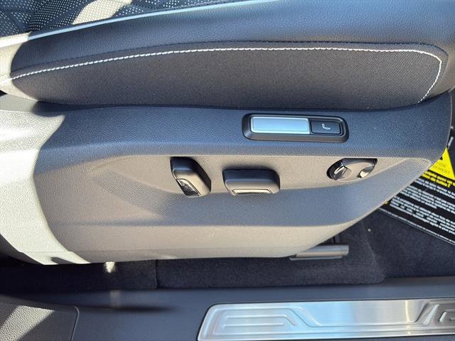 New 2026 Volkswagen Atlas SEL Premium R-Line image 10