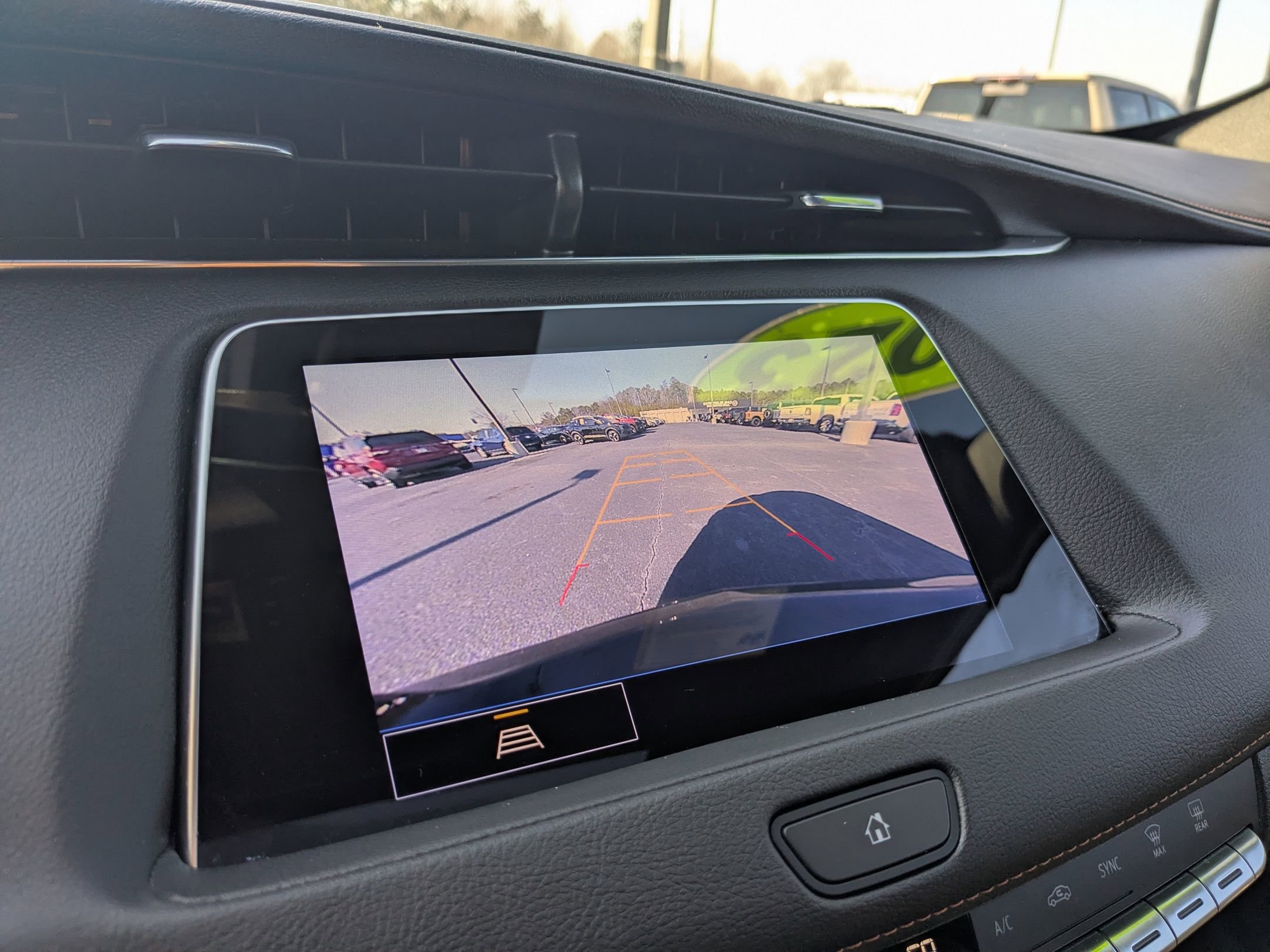 Used 2023 Cadillac XT4 Sport w/ Cold Weather Package image 16