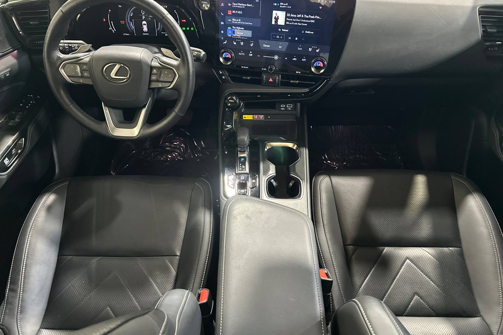 Used 2024 Lexus NX 350h AWD w/ Vision Package image 3