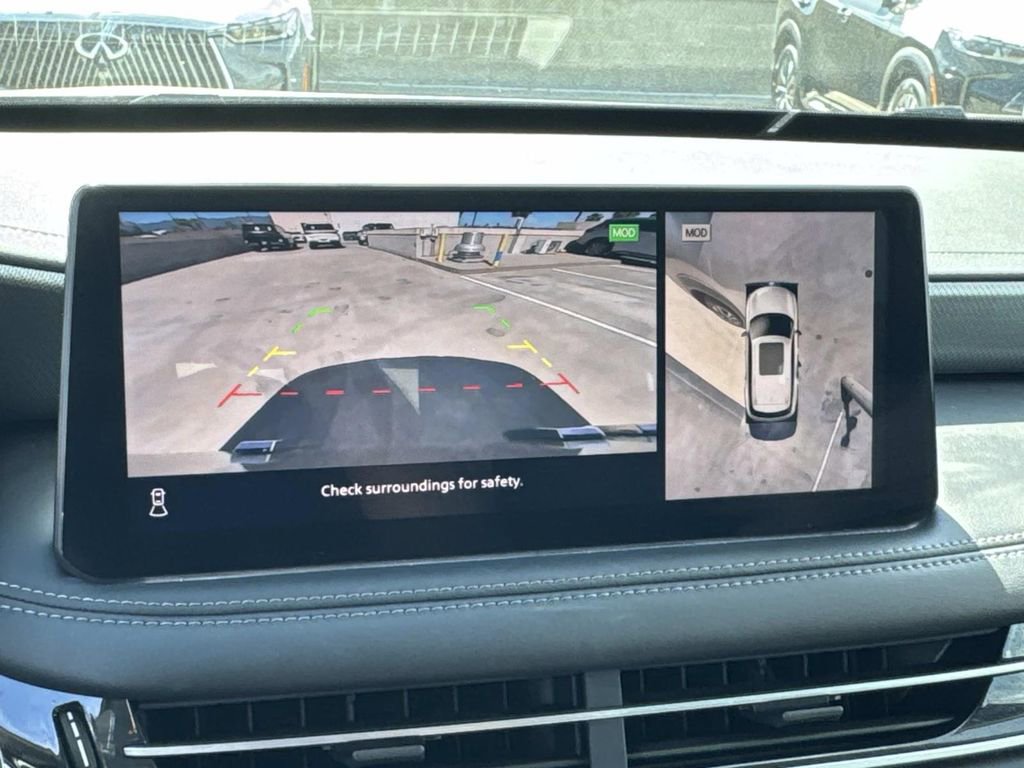 Certified 2025 INFINITI QX60 Luxe image 29