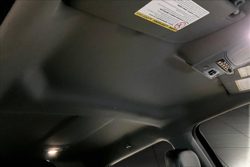 Used 2017 Ford F350 Lariat w/ Lariat Value Package image 25