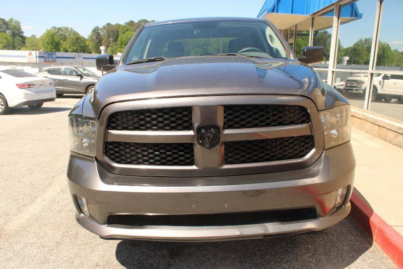 Used 2018 RAM 1500 Express w/ Express Value Package RWD image 2