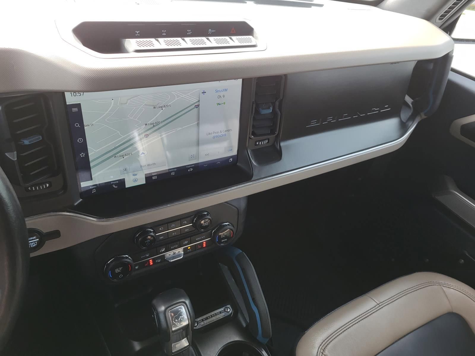 Used 2023 Ford Bronco Wildtrak image 13