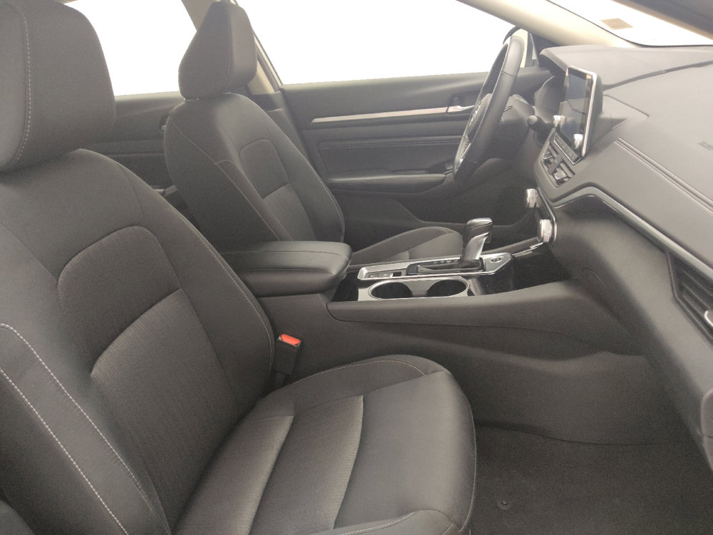 Used 2022 Nissan Altima 2.5 SV w/ SV Premium Package image 21