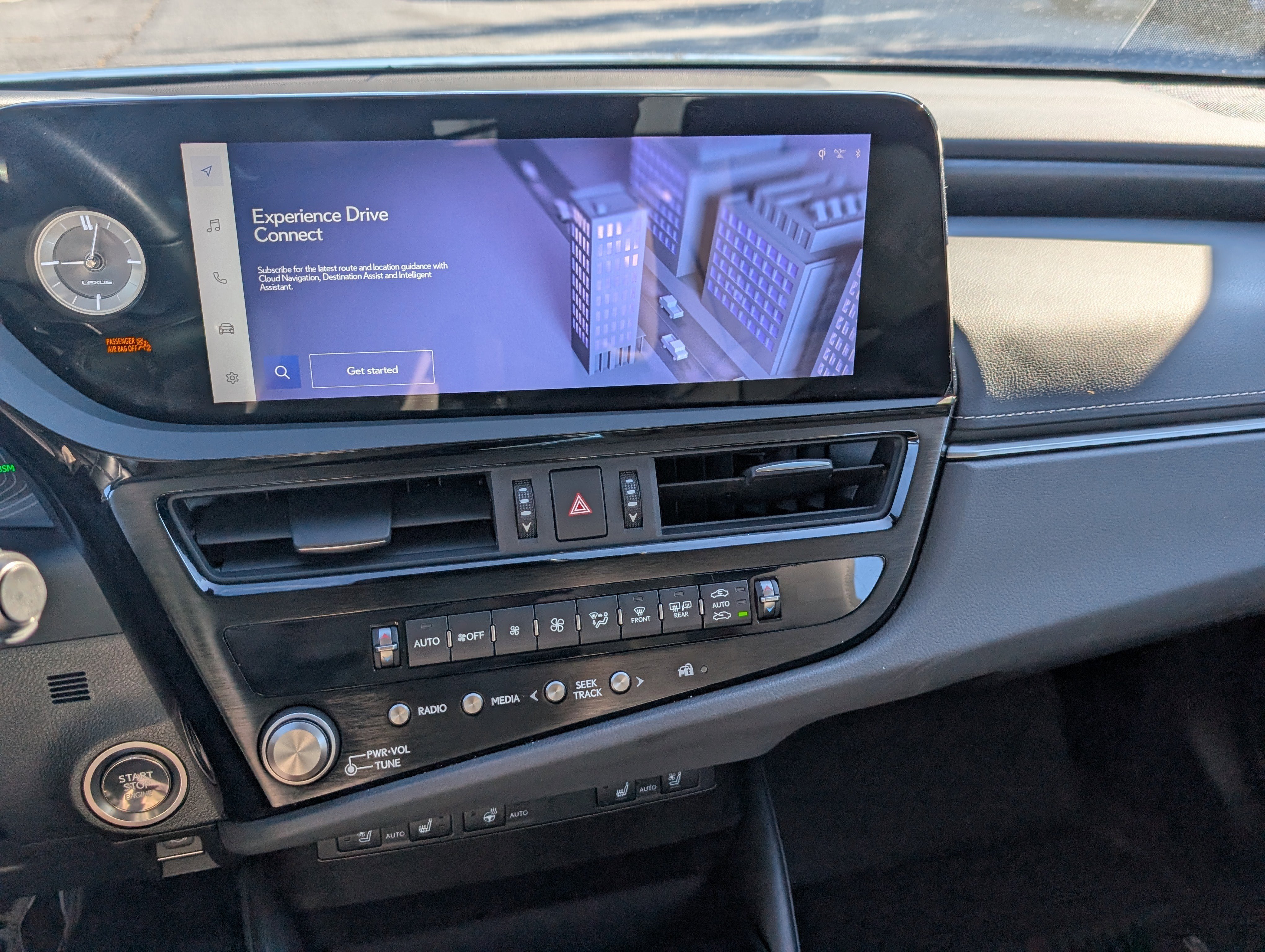 Certified 2024 Lexus ES 350 w/ Premium Package image 30