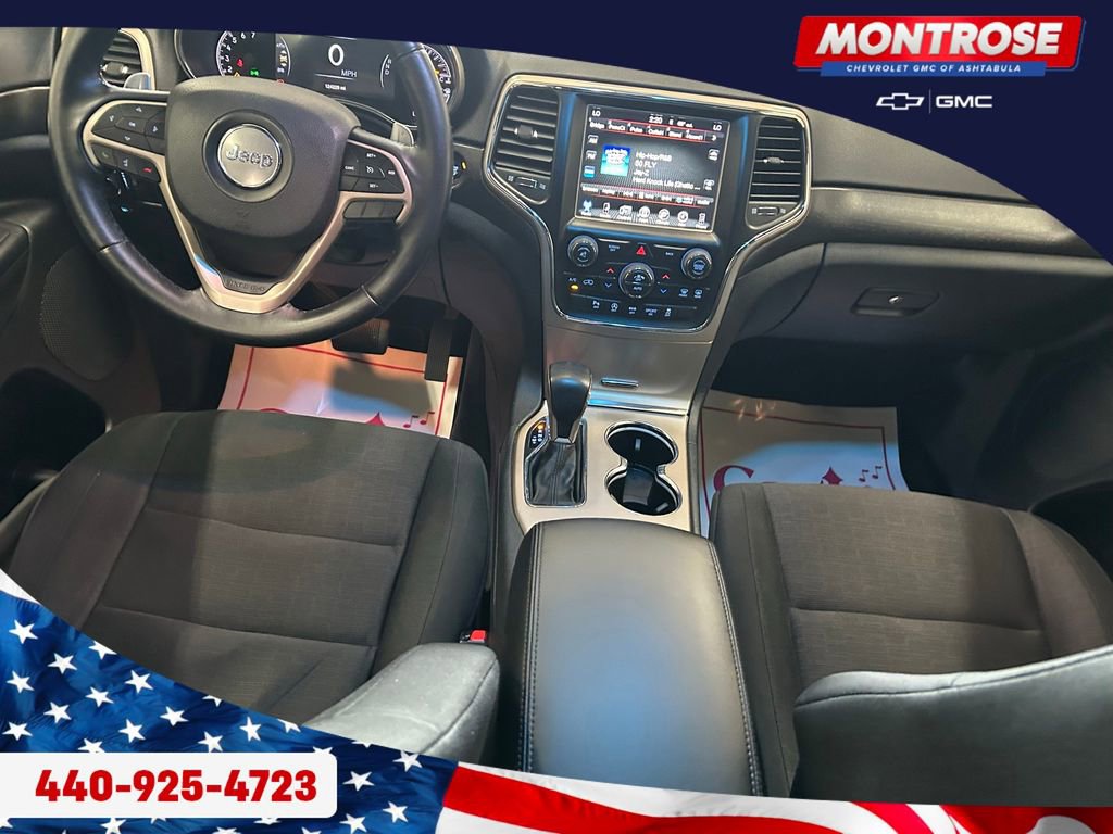 Used 2017 Jeep Grand Cherokee Laredo w/ Quick Order Package 23E AWD/4WD image 25