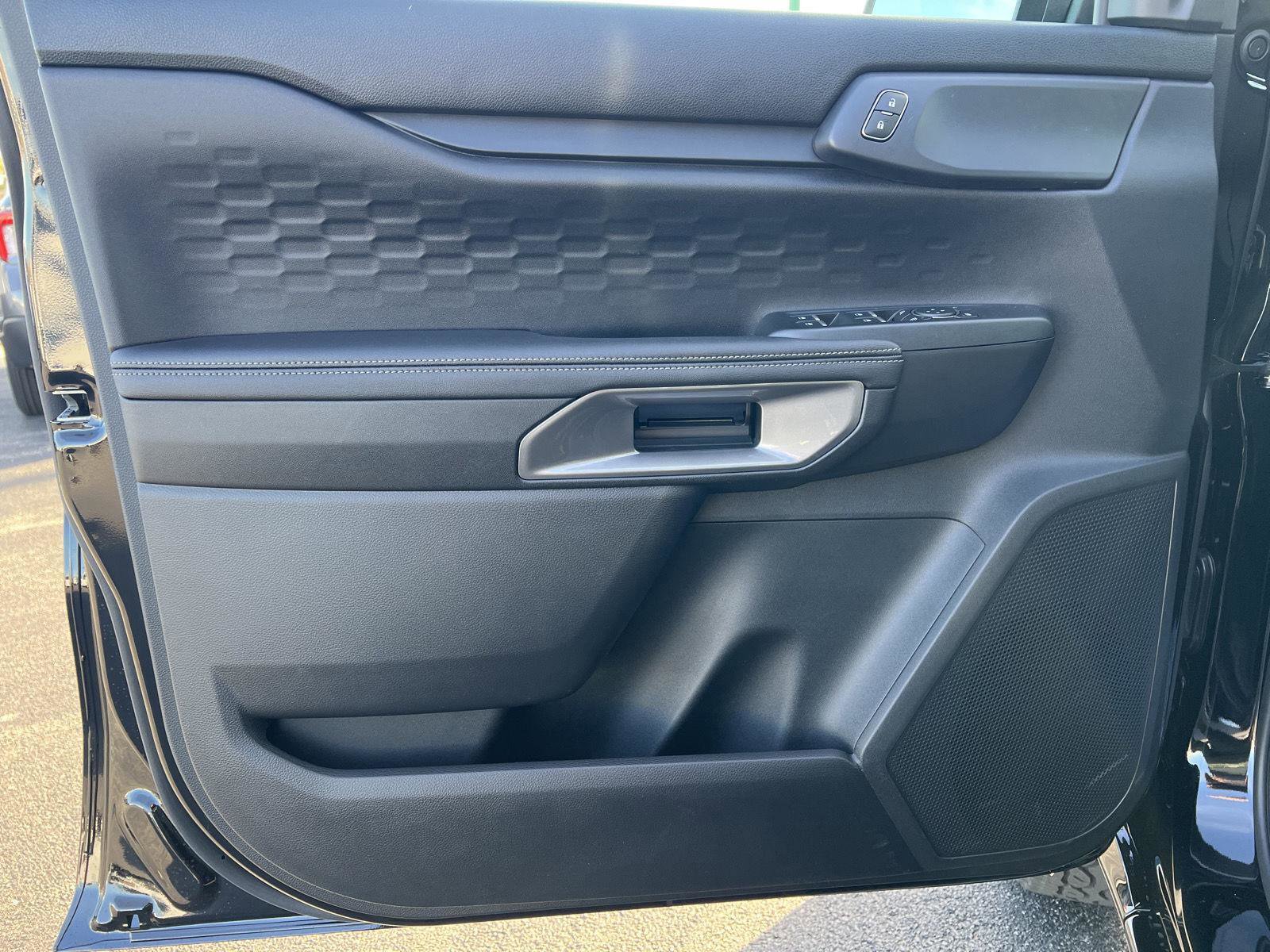 New 2025 Ford Ranger XLT AWD/4WD image 15