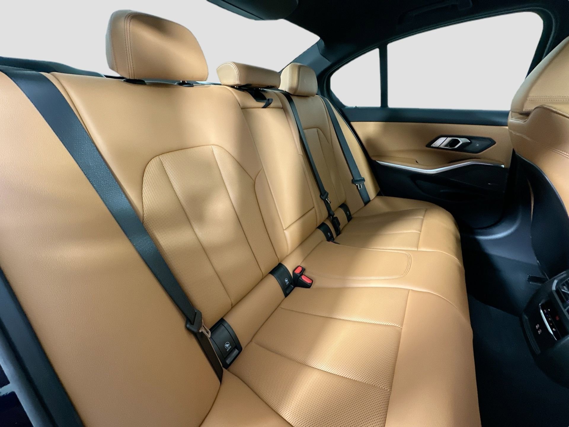 New 2026 BMW 330i Sedan w/ M Sport Package image 28