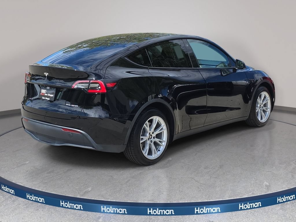 Used 2021 Tesla Model Y Long Range AWD/4WD image 6