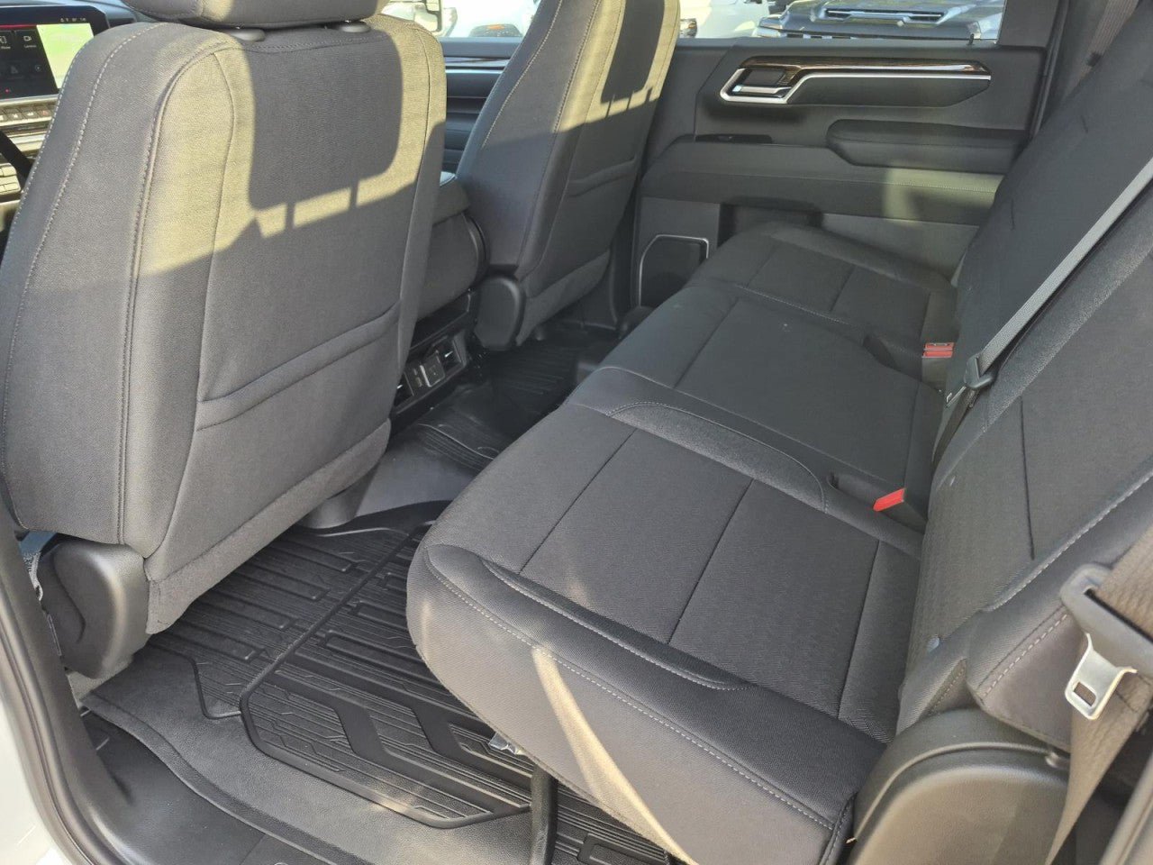 New 2026 GMC Sierra 2500 SLE w/ SLE Value Package; AWD/4WD image 11