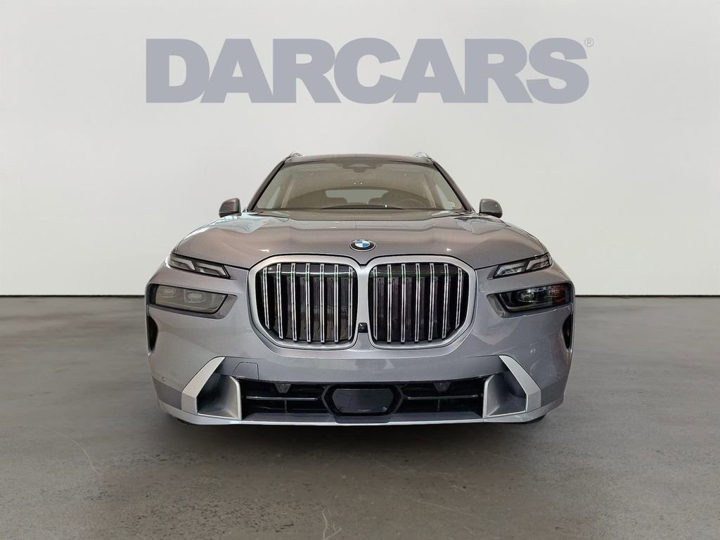 Certified 2025 BMW X7 xDrive40i image 2