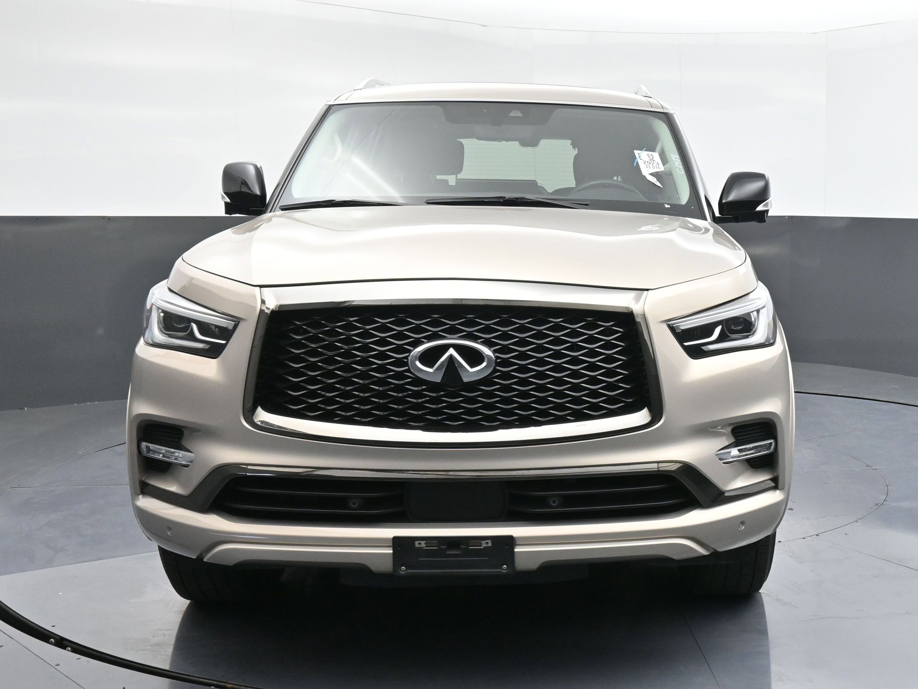 Used 2023 INFINITI QX80 Premium Select w/ All-Season Package video 2
