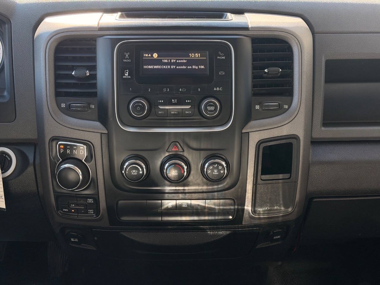 Used 2018 RAM 1500 Tradesman AWD/4WD image 12