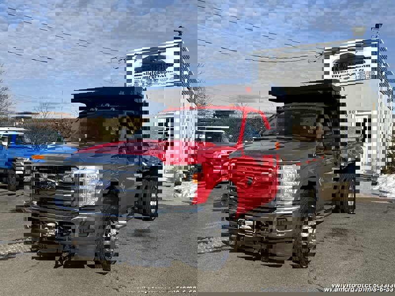 Used 2011 Ford F350 XL w/ PWR Equipment Group image 2