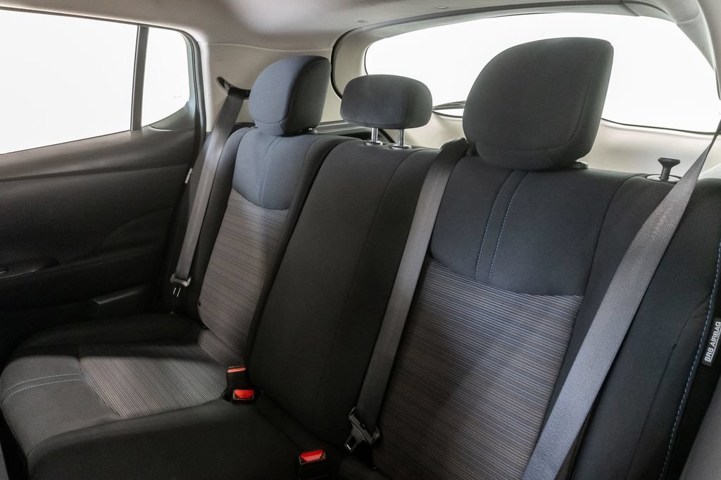 Used 2025 Nissan Leaf S FWD image 23