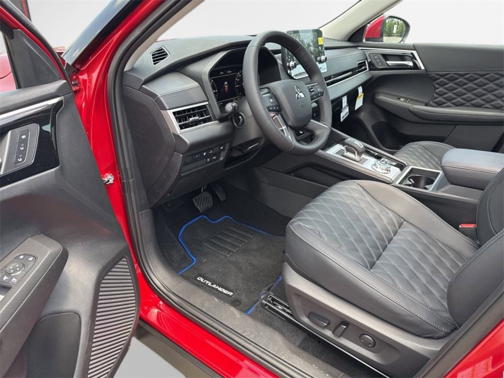 New 2025 Mitsubishi Outlander SEL image 43