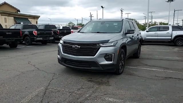 Certified 2023 Chevrolet Traverse LT FWD image 2