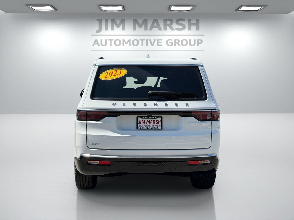 Used 2023 Jeep Wagoneer 2WD w/ Premium Group I image 5