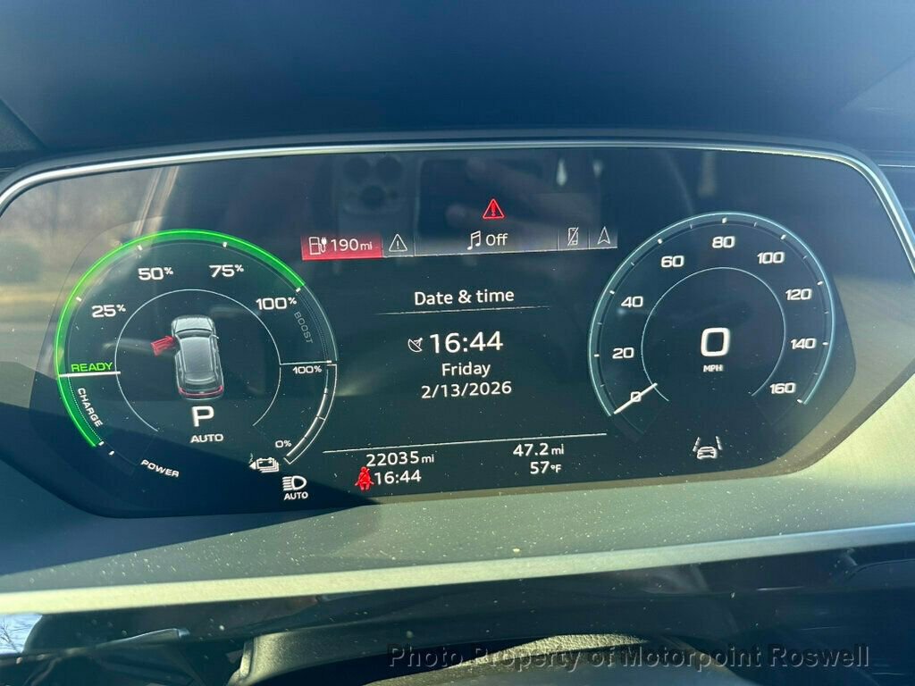 Used 2024 Audi Q8 e-tron Premium image 9
