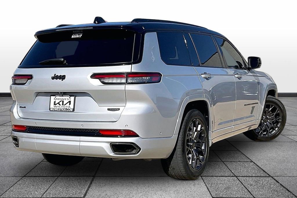 Used 2025 Jeep Grand Cherokee L Summit AWD/4WD image 13